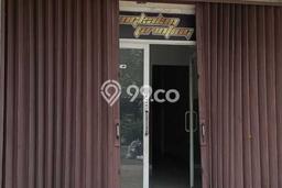 Unit Komersial Disewakan di Jakarta Barat Area Strategis Harga Kompetitif Unit Komersial Disewakan di Jakarta Barat Area Strategis Harga Kompetitif
