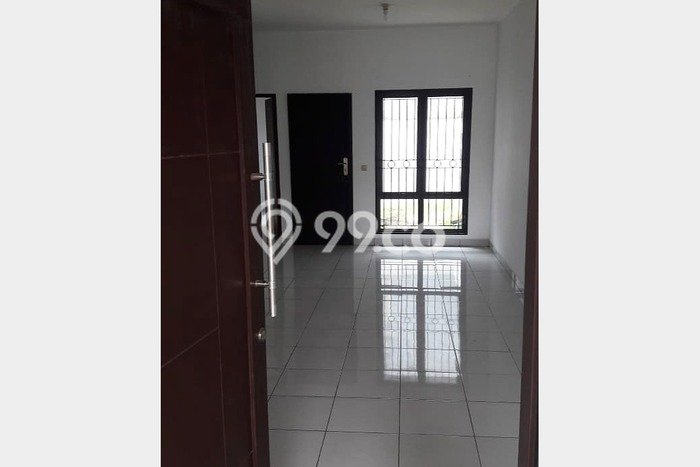Jual Rumah Bagus Siap Huni LB 128m2 di Karawaci, Tangerang Jual Rumah Bagus Siap Huni LB 128m2 di Karawaci, Tangerang
