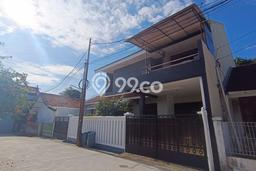 Siap Huni Hunian Elit 4 Kamar di Cinere Dekat ke Mana Pun Siap Huni Hunian Elit 4 Kamar di Cinere Dekat ke Mana Pun