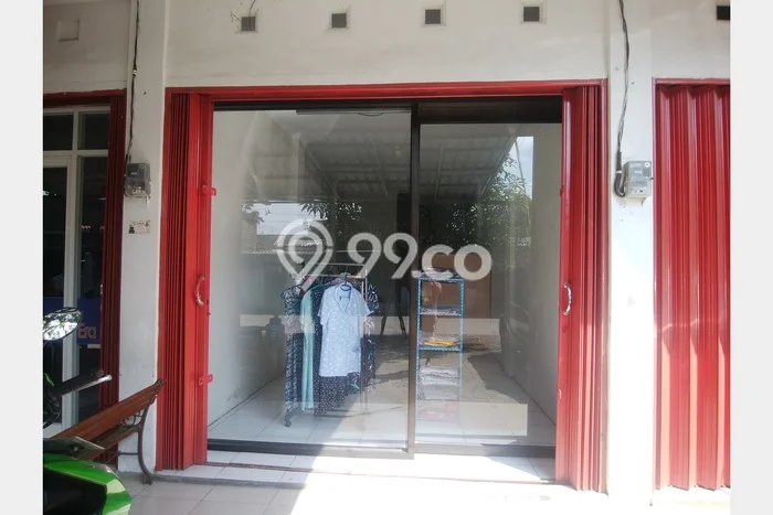 Area Ramai! Ruko Dijual di Tembalang untuk Bisnis Luas Bangunan 88m2 Area Ramai! Ruko Dijual di Tembalang untuk Bisnis Luas Bangunan 88m2