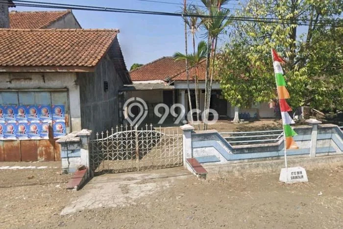 Rumah Mewah Dijual LT 900m2 di Cilacap Utara, Cilacap Rumah Mewah Dijual LT 900m2 di Cilacap Utara, Cilacap