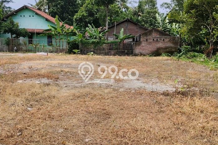 Lahan Strategis di Maos Dijual dengan Luas 389m2 Lahan Strategis di Maos Dijual dengan Luas 389m2