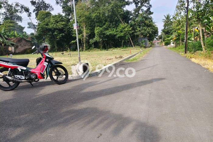 Lahan Strategis di Maos Dijual dengan Luas 389m2 Lahan Strategis di Maos Dijual dengan Luas 389m2
