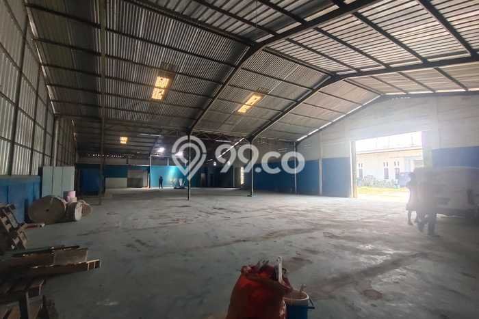 PRIME LOCATION! Gudang Kawasan Tambun Utara, Luas 2000m², Kawasan Komersial, Posisi Premium PRIME LOCATION! Gudang Kawasan Tambun Utara, Luas 2000m², Kawasan Komersial, Posisi Premium