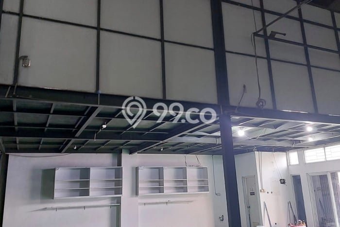 FOR RENT! Gudang di Penggilingan Cocok untuk Bisnis 400m2 FOR RENT! Gudang di Penggilingan Cocok untuk Bisnis 400m2