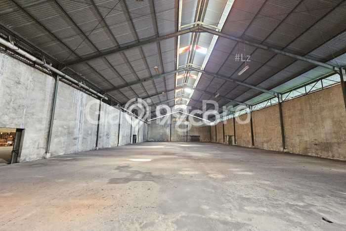 Unit Gudang Disewakan di Sunter di Area Ramai & Strategis Unit Gudang Disewakan di Sunter di Area Ramai & Strategis