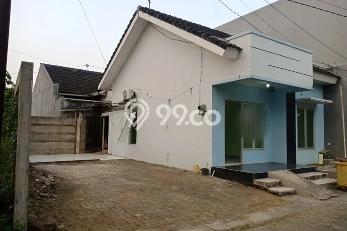 Rumah Modern 2 Kamar LT 141m2 di Kalicari Rumah Modern 2 Kamar LT 141m2 di Kalicari