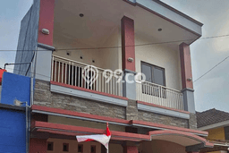 Rumah Modern Minimalis 5 Kamar Siap Huni di Tembalang Rumah Modern Minimalis 5 Kamar Siap Huni di Tembalang