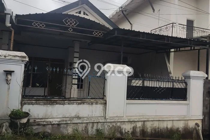 Dijual Cepat Rumah Bagus Siap Huni LB 254m2 di Tembalang, Semarang Dijual Cepat Rumah Bagus Siap Huni LB 254m2 di Tembalang, Semarang