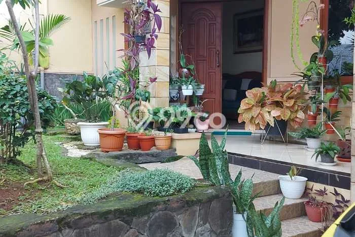 Rumah Modern Cantik 4 KT Bisa Langsung Pindah di Banyumanik Rumah Modern Cantik 4 KT Bisa Langsung Pindah di Banyumanik