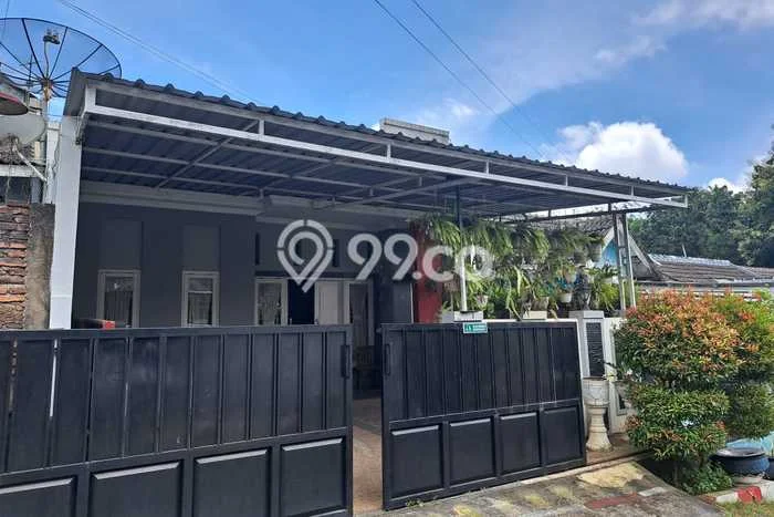 For Sale Rumah Mewah Exclusive di Ngaliyan, Semarang For Sale Rumah Mewah Exclusive di Ngaliyan, Semarang