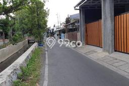 Rumah Modern Minimalis 4 Kamar Siap Huni di Semarang Selatan Rumah Modern Minimalis 4 Kamar Siap Huni di Semarang Selatan