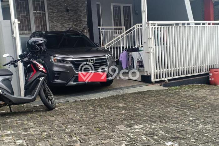 Rumah Nyaman dengan Luas Tanah 84m2m² dan Luas Bangunan 56m2m² di Area Banyumanik, Semarang Rumah Nyaman dengan Luas Tanah 84m2m² dan Luas Bangunan 56m2m² di Area Banyumanik, Semarang