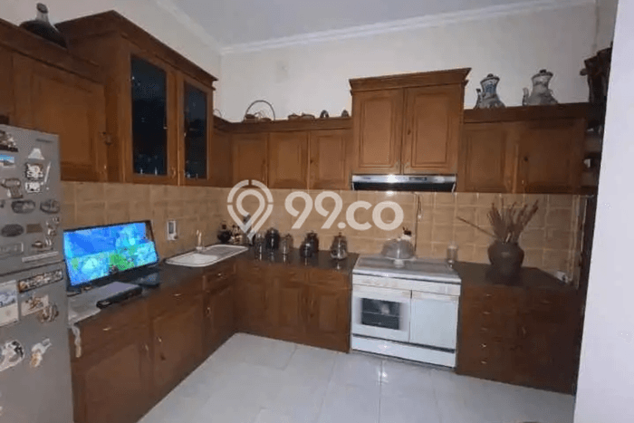 Hunian Mewah Siap Huni LT 590m2 di Tembalang, Semarang Hunian Mewah Siap Huni LT 590m2 di Tembalang, Semarang
