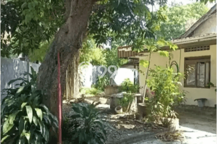 Rumah Eksklusif Dijual LT 330m2 di Semarang Barat, Semarang Rumah Eksklusif Dijual LT 330m2 di Semarang Barat, Semarang