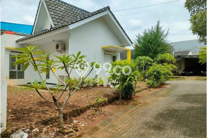 Rumah Strategis Modern Lb 85m2 di Gunung Pati, Semarang Rumah Strategis Modern Lb 85m2 di Gunung Pati, Semarang