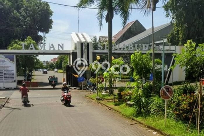 Rumah Modern Cantik 4 KT Siap Huni di Banyumanik Rumah Modern Cantik 4 KT Siap Huni di Banyumanik