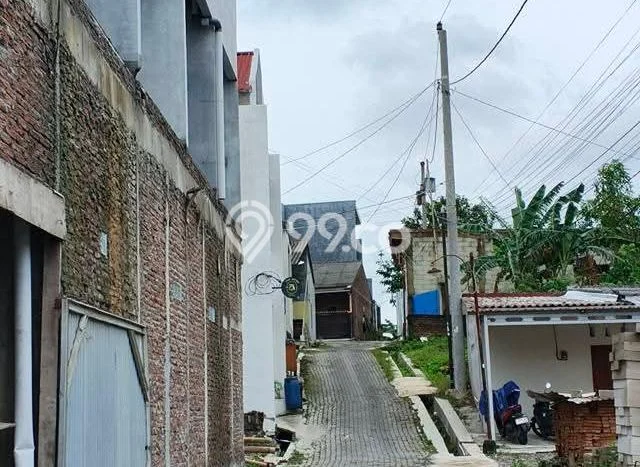 Untuk Dijual Kost di Tembalang, Semarang, 4 KT, 4 KM, Luas 55m2 Untuk Dijual Kost di Tembalang, Semarang, 4 KT, 4 KM, Luas 55m2