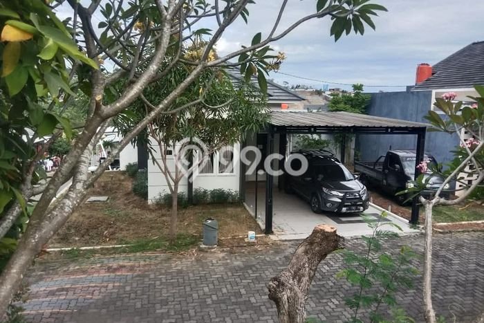 Rumah Modern Cantik 2 KT Bisa Langsung Pindah di Ngaliyan Rumah Modern Cantik 2 KT Bisa Langsung Pindah di Ngaliyan