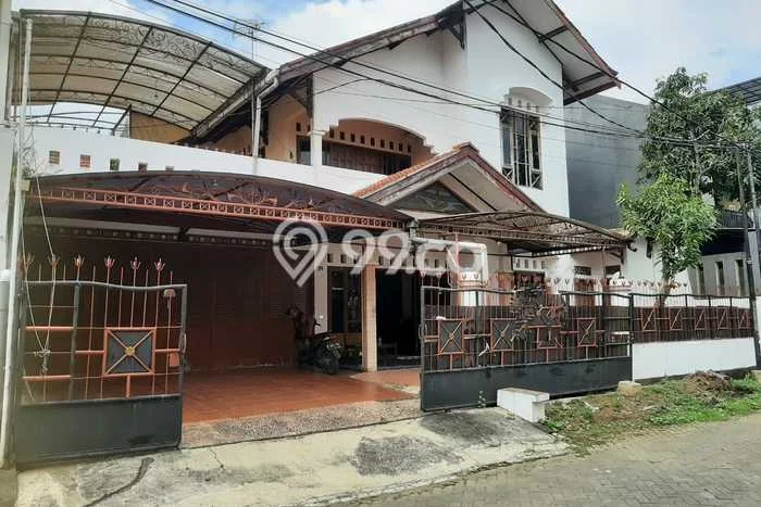 Hunian Mewah Siap Huni LT 400m2 di Tembalang, Semarang Hunian Mewah Siap Huni LT 400m2 di Tembalang, Semarang