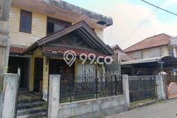 Dijual Rumah 8 Kamar Lokasi Ideal Nyaman dan Strategis di Gajah Mungkur Dijual Rumah 8 Kamar Lokasi Ideal Nyaman dan Strategis di Gajah Mungkur