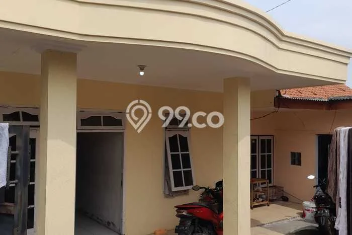 Rumah Strategis Modern Lb 140m2 di Semarang Barat, Semarang Rumah Strategis Modern Lb 140m2 di Semarang Barat, Semarang