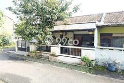 Dijual Cepat Rumah Bagus Siap Huni LB 80m2 di Pedurungan, Semarang Dijual Cepat Rumah Bagus Siap Huni LB 80m2 di Pedurungan, Semarang