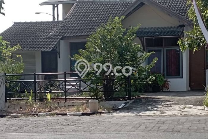 Dijual Rumah Strategis Bagus Punya 5 KT di Ngaliyan Semarang SHM Dijual Rumah Strategis Bagus Punya 5 KT di Ngaliyan Semarang SHM