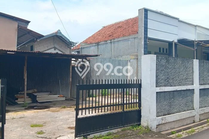Dijual Kost di Kawasan Semarang Selatan, Semarang, Spesifikasi 8 KT, 4 KM, 200m2 Dijual Kost di Kawasan Semarang Selatan, Semarang, Spesifikasi 8 KT, 4 KM, 200m2