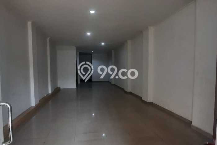 Unit Ruko Dijual di Jakarta Utara LT 100m2 & LB 350m2 Unit Ruko Dijual di Jakarta Utara LT 100m2 & LB 350m2