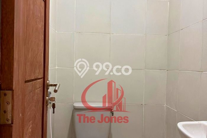 Ruko bagus disewakan di Mampang Prapatan Jakarta Selatan dengan LB 300m2 harga sewa terbaik Ruko bagus disewakan di Mampang Prapatan Jakarta Selatan dengan LB 300m2 harga sewa terbaik