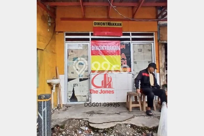 Disewakan Ruko di Pusat Kota Jakarta Selatan Ramai Strategis Disewakan Ruko di Pusat Kota Jakarta Selatan Ramai Strategis