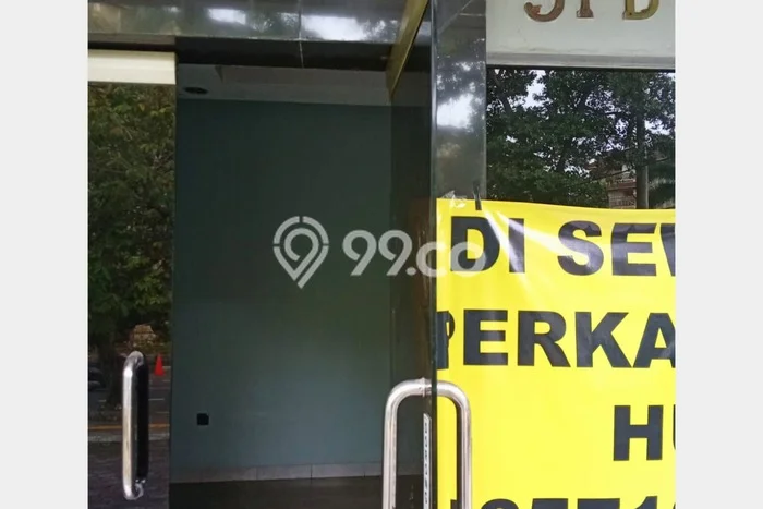 Unit Ruko disewakan di Tebet Jakarta Selatan dengan LT 85m2 / LB 85m2 Unit Ruko disewakan di Tebet Jakarta Selatan dengan LT 85m2 / LB 85m2