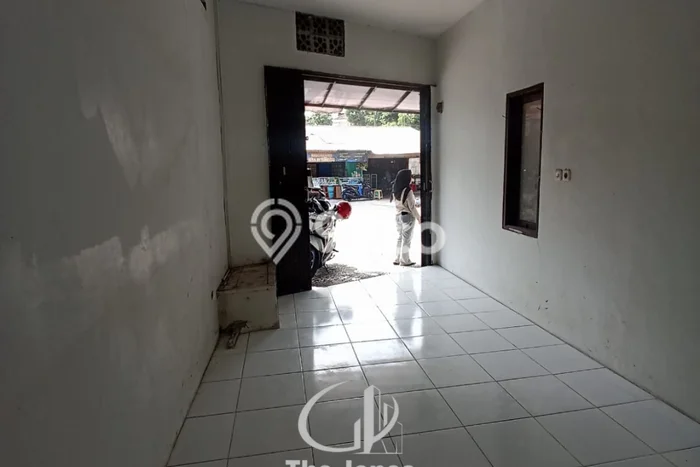 Unit Komersial Disewakan di Jakarta Barat Area Strategis Harga Kompetitif Unit Komersial Disewakan di Jakarta Barat Area Strategis Harga Kompetitif