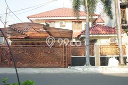Rumah Bagus kawasan Pulomas, Jakarta Timur, Luas 160m² LB 187m² HARGA MENARIK! Rumah Bagus kawasan Pulomas, Jakarta Timur, Luas 160m² LB 187m² HARGA MENARIK!