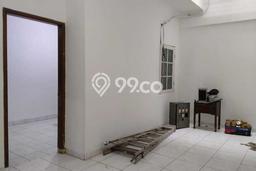 Lokasi terbaik! Rumah siap huni disewakan di Kelapa Gading LB 160m2 Lokasi terbaik! Rumah siap huni disewakan di Kelapa Gading LB 160m2