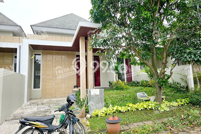 For Sale! Premium House LT 144m2 Desain Modern di Bareng For Sale! Premium House LT 144m2 Desain Modern di Bareng