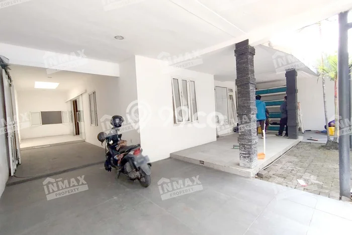 Disewakan Hunian Konsep Modern di Blimbing Malang dengan 4 KT Disewakan Hunian Konsep Modern di Blimbing Malang dengan 4 KT
