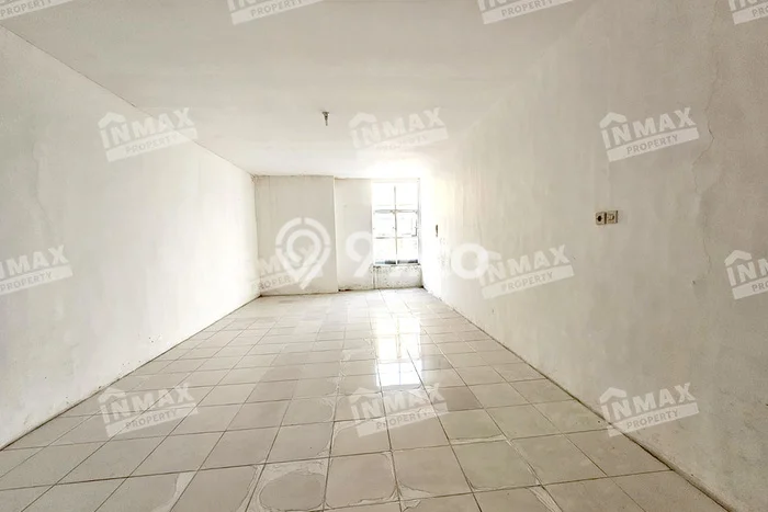 Disewakan Ruko di Klojen Malang LT 54m2, LB 108m2 Disewakan Ruko di Klojen Malang LT 54m2, LB 108m2