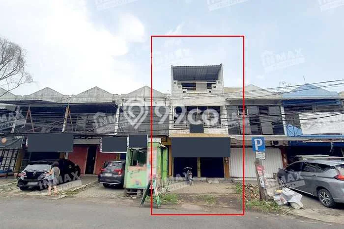 Ruko Disewa di Lowokwaru, Malang, LT 91m2 / LB 273m2 Ruko Disewa di Lowokwaru, Malang, LT 91m2 / LB 273m2
