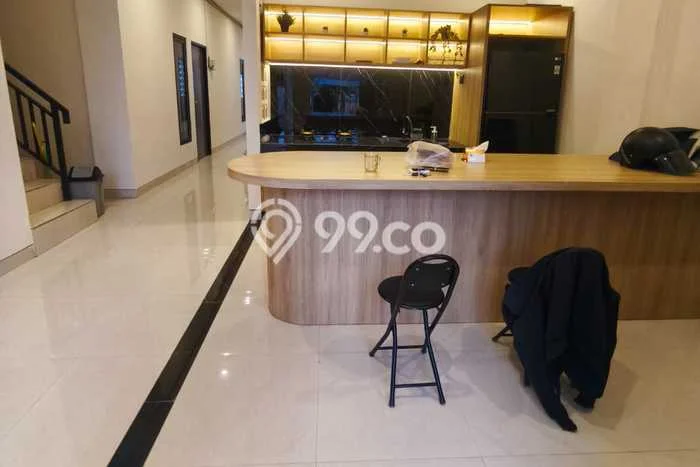 Dijual Kost Strategis di Denpasar Barat, Denpasar 13 KT, 13 KM, Luas Bangunan 450m2 Dijual Kost Strategis di Denpasar Barat, Denpasar 13 KT, 13 KM, Luas Bangunan 450m2