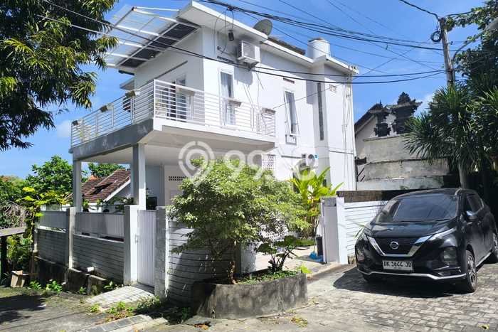 Rumah Luas Asri 2 KT Siap Pakai di Mumbul Badung Rumah Luas Asri 2 KT Siap Pakai di Mumbul Badung