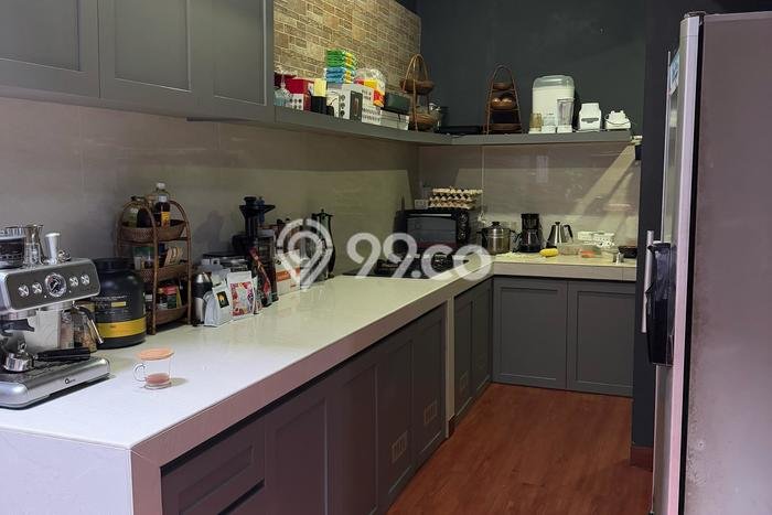 Rumah Luxury Modern Siap Huni di Bintaro Tangerang Selatan Rumah Luxury Modern Siap Huni di Bintaro Tangerang Selatan