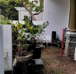 Rumah Luas Asri 2 KT Siap Huni di Bintaro Tangerang Selatan Rumah Luas Asri 2 KT Siap Huni di Bintaro Tangerang Selatan
