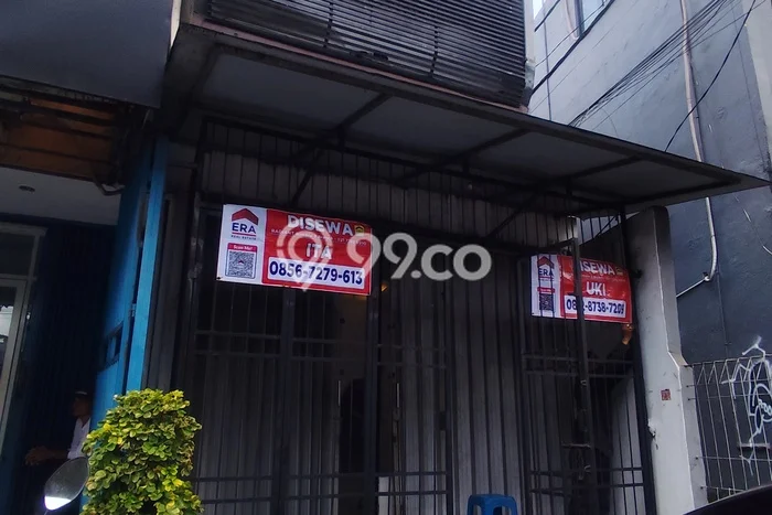 Ruko untuk Disewa di Pusat Jakarta Selatan Luas Bangunan 108m2 Ruko untuk Disewa di Pusat Jakarta Selatan Luas Bangunan 108m2