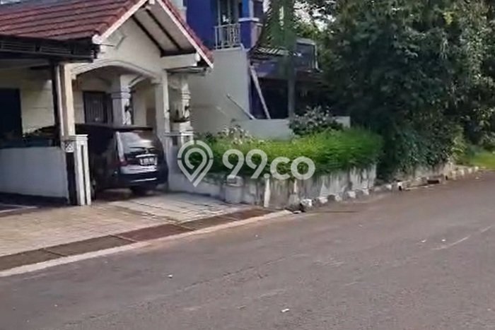 Rumah Mewah Siap Huni LT 200m2 di Kelapa Dua, Tangerang Rumah Mewah Siap Huni LT 200m2 di Kelapa Dua, Tangerang