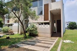 Rumah Mewah LB 92m2 Siap Huni Desain Elegan di BSD Eminent, Tangerang Rumah Mewah LB 92m2 Siap Huni Desain Elegan di BSD Eminent, Tangerang