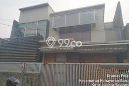 Rumah Eksklusif Siap Huni LT 237m2 di Kebayoran Baru, Jakarta Selatan Rumah Eksklusif Siap Huni LT 237m2 di Kebayoran Baru, Jakarta Selatan
