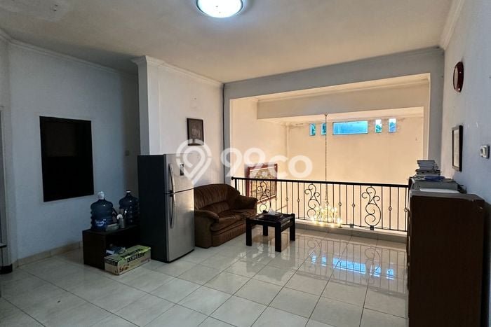 Rumah Modern 5 KT di Cikunir Bekasi Unfurnished Rumah Modern 5 KT di Cikunir Bekasi Unfurnished