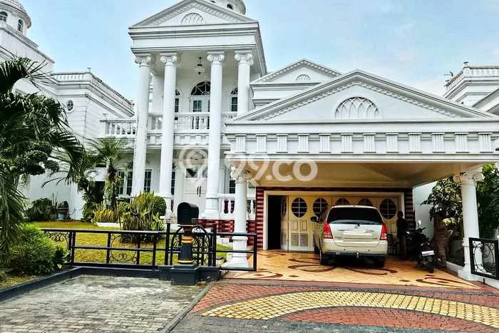 Rumah Elit Modern Tanpa Renovasi di Legenda Wisata Bogor Rumah Elit Modern Tanpa Renovasi di Legenda Wisata Bogor